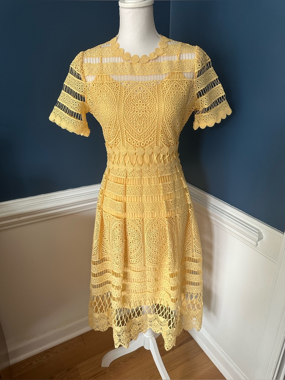 Maje Roseray Yellow Guipure Lace Midi Dress Size 1 Small